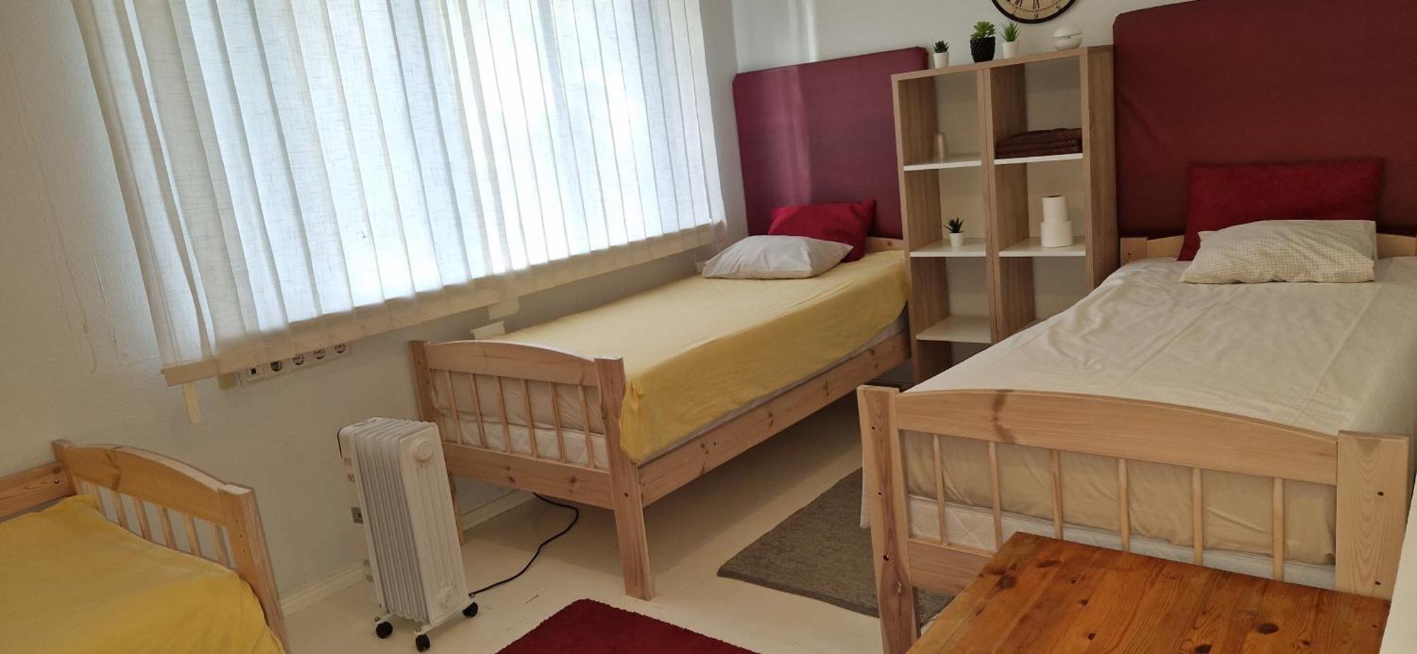 Freedom65 Hostel And Caravan Tallinn Exterior foto